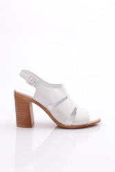 Dgn 1400 Kadin Topuklu Sandalet Beyaz 