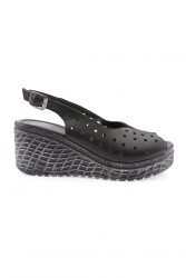 Dgn 18007-2108 Bayan Dolgu Taban Topuklu Sandalet Siyah 